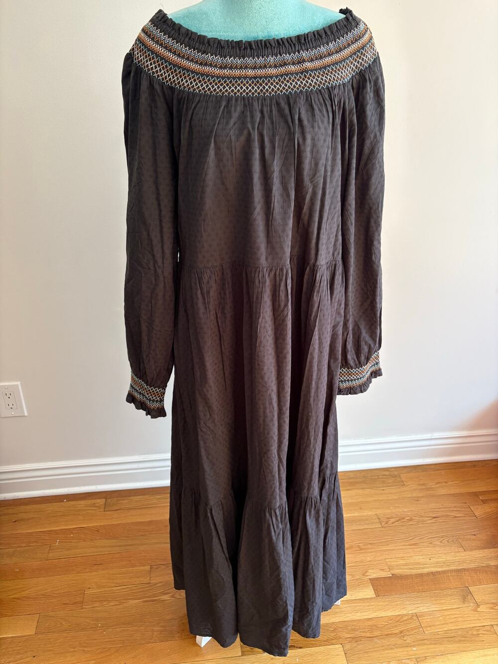Long sleeve witchy black dress tiered  contrasting zig zag stitching maxi Large